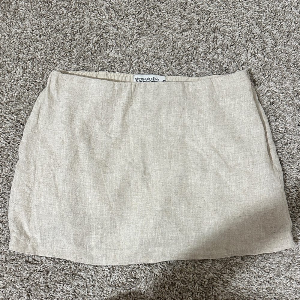 Abercrombie & Fitch Cream Mini Skort